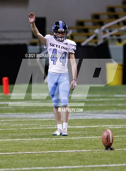 Thumbnail 1 in Skyline vs Sandpoint (4A State Championship) photogallery.