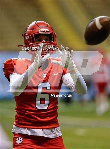Thumbnail 1 in Skyline vs Sandpoint (4A State Championship) photogallery.