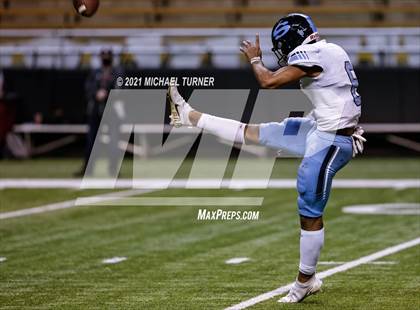 Thumbnail 1 in Skyline vs Sandpoint (4A State Championship) photogallery.