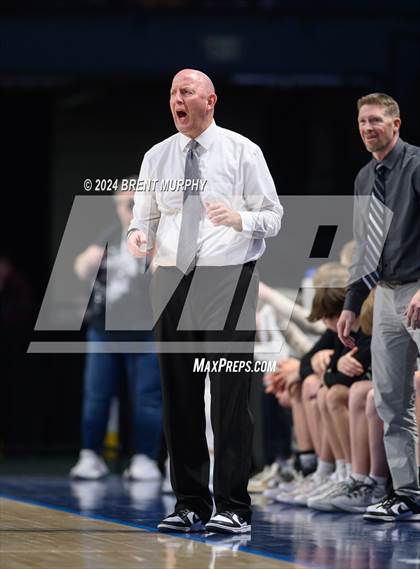 Thumbnail 3 in Limon vs. Sanford (CHSAA 2A Final) photogallery.