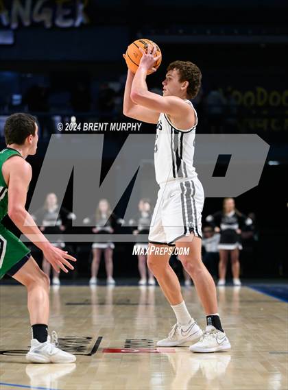 Thumbnail 3 in Limon vs. Sanford (CHSAA 2A Final) photogallery.