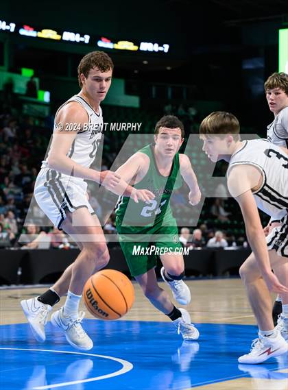 Thumbnail 3 in Limon vs. Sanford (CHSAA 2A Final) photogallery.