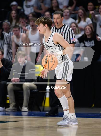 Thumbnail 2 in Limon vs. Sanford (CHSAA 2A Final) photogallery.