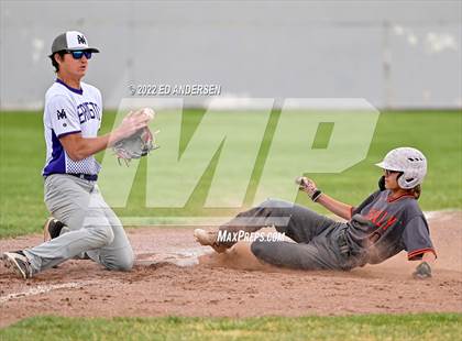 Thumbnail 1 in Fernley @ Yerington photogallery.