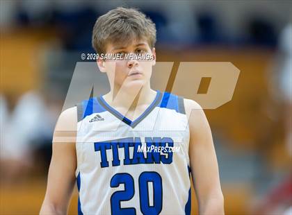 Thumbnail 1 in Bryan @ Papillion-LaVista South photogallery.