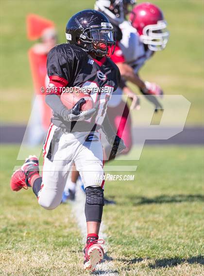 Thumbnail 1 in Cherokee Trail @ Eaglecrest photogallery.