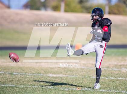 Thumbnail 1 in Cherokee Trail @ Eaglecrest photogallery.