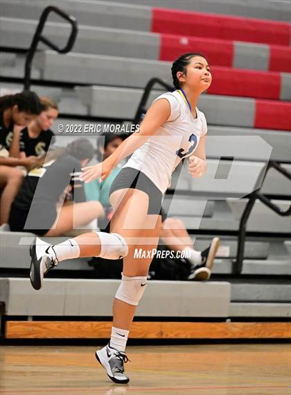 Thumbnail 3 in San Marcos vs Bonita Vista (Sweetwater JV Tournament) photogallery.