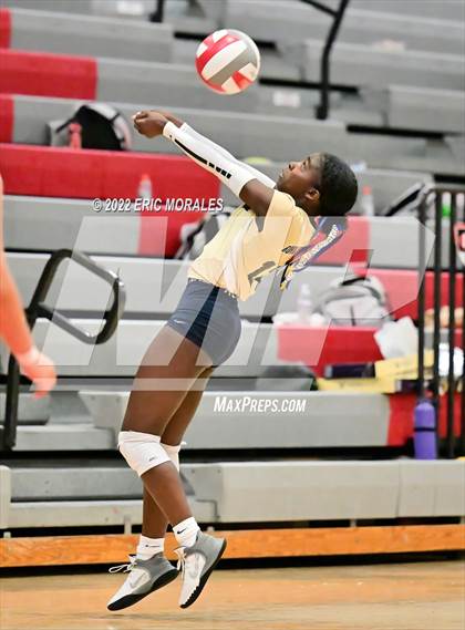 Thumbnail 3 in San Marcos vs Bonita Vista (Sweetwater JV Tournament) photogallery.