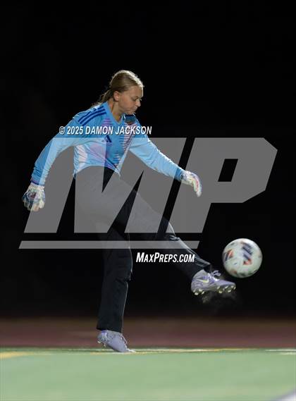 Thumbnail 3 in Moapa Valley vs Virgin Valley (NIAA 3A Semifinals) photogallery.