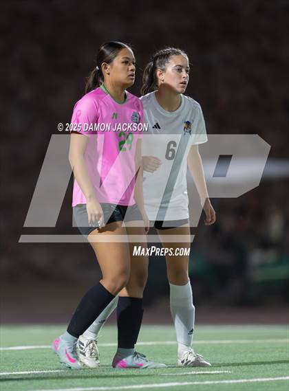 Thumbnail 1 in Moapa Valley vs Virgin Valley (NIAA 3A Semifinals) photogallery.