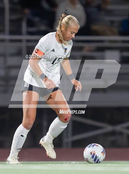 Thumbnail 1 in Moapa Valley vs Virgin Valley (NIAA 3A Semifinals) photogallery.