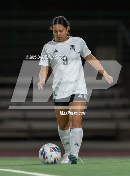 Thumbnail 3 in Moapa Valley vs Virgin Valley (NIAA 3A Semifinals) photogallery.