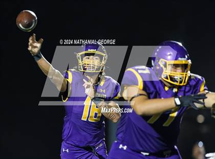 Thumbnail 1 in Elkhorn South @ Bellevue West photogallery.