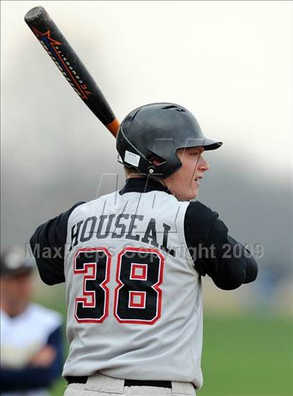 Thumbnail 3 in Hempfield @ Penn Manor photogallery.