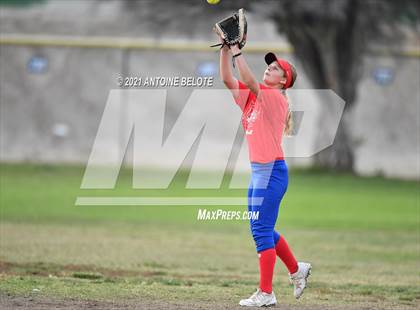 Thumbnail 2 in Millikan @ Los Alamitos photogallery.