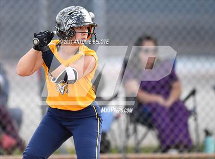 Thumbnail 1 in Millikan @ Los Alamitos photogallery.