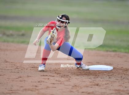 Thumbnail 1 in Millikan @ Los Alamitos photogallery.