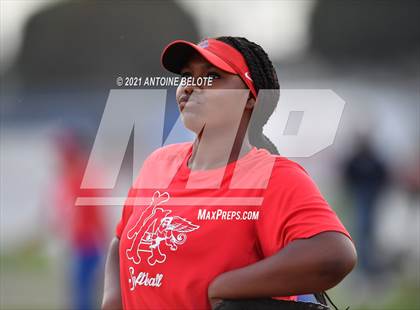 Thumbnail 2 in Millikan @ Los Alamitos photogallery.