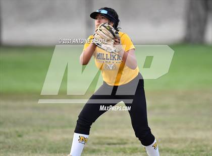 Thumbnail 2 in Millikan @ Los Alamitos photogallery.