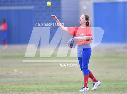 Thumbnail 2 in Millikan @ Los Alamitos photogallery.