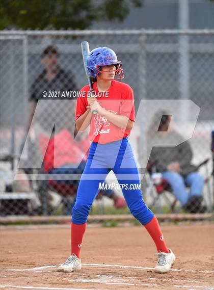 Thumbnail 1 in Millikan @ Los Alamitos photogallery.