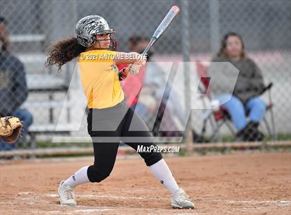 Thumbnail 2 in Millikan @ Los Alamitos photogallery.