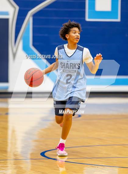 Thumbnail 3 in JV: Freedom @ Charles J. Colgan (Scrimmage) photogallery.