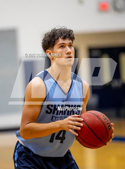 Thumbnail 2 in JV: Freedom @ Charles J. Colgan (Scrimmage) photogallery.