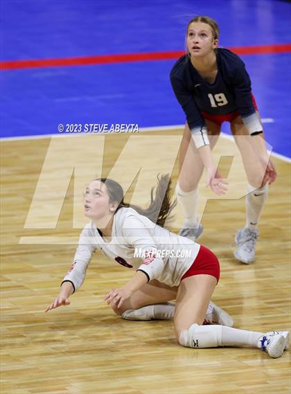 Thumbnail 2 in Chaparral vs. Pueblo West (CHSAA 5A Contenders First Round) photogallery.