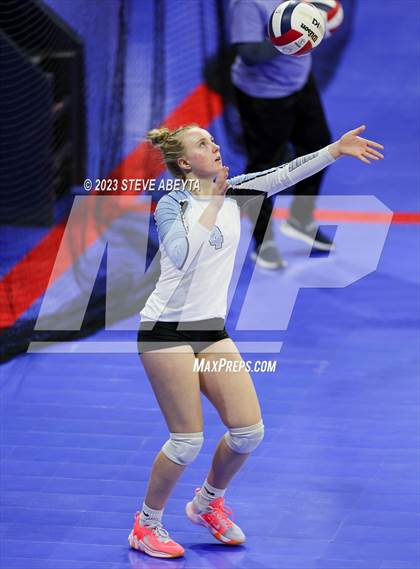 Thumbnail 1 in Chaparral vs. Pueblo West (CHSAA 5A Contenders First Round) photogallery.