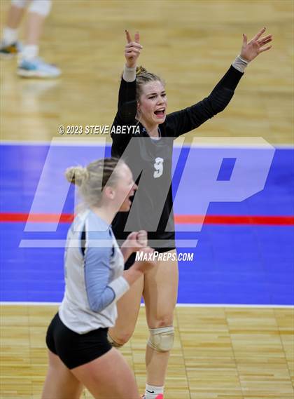 Thumbnail 3 in Chaparral vs. Pueblo West (CHSAA 5A Contenders First Round) photogallery.