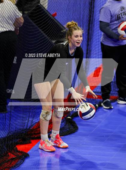 Thumbnail 2 in Chaparral vs. Pueblo West (CHSAA 5A Contenders First Round) photogallery.