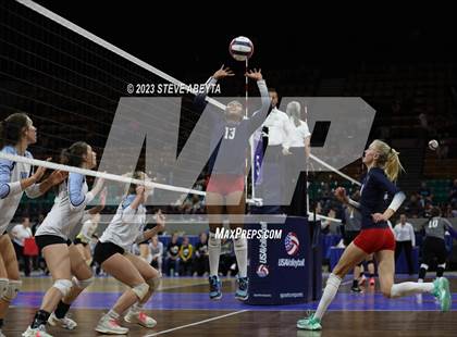 Thumbnail 2 in Chaparral vs. Pueblo West (CHSAA 5A Contenders First Round) photogallery.