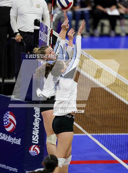 Thumbnail 3 in Chaparral vs. Pueblo West (CHSAA 5A Contenders First Round) photogallery.