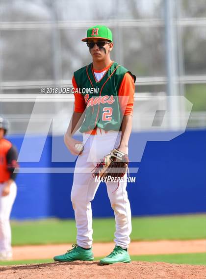 Thumbnail 3 in Burbank vs Houston [Sam] photogallery.