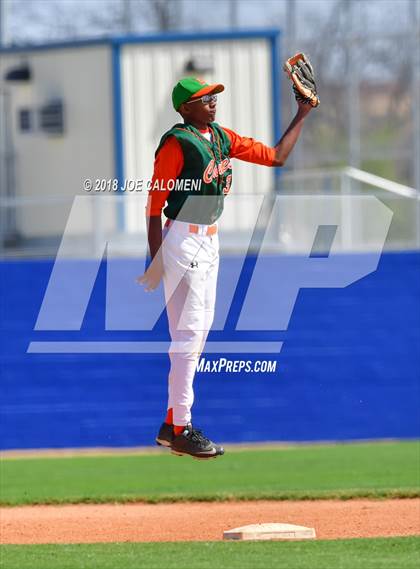 Thumbnail 1 in Burbank vs Houston [Sam] photogallery.