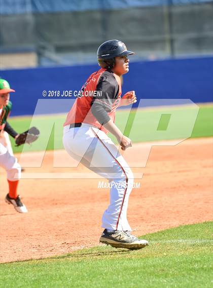 Thumbnail 1 in Burbank vs Houston [Sam] photogallery.