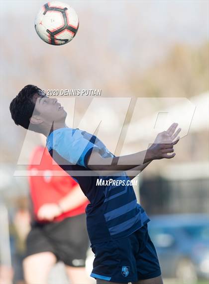 Thumbnail 2 in Valley Christian @ Bellarmine College Prep photogallery.