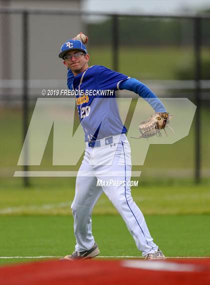 Thumbnail 1 in Saint Jo vs Dodd City (UIL 1A Regional Quarterfinal) photogallery.