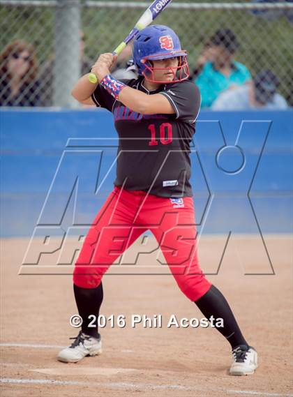 Thumbnail 3 in San Gabriel vs Palisades photogallery.
