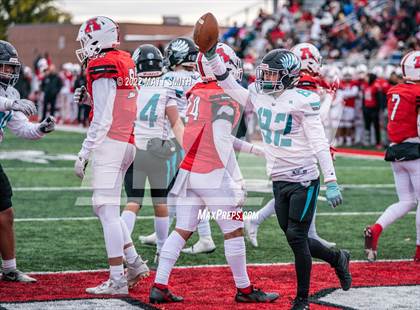 Thumbnail 1 in American Fork vs. Farmington (UHSAA 6A Quarterfinals) photogallery.