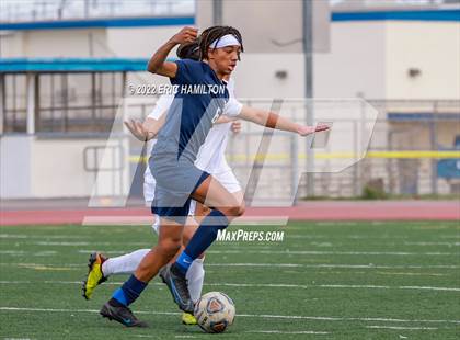 Thumbnail 1 in Redondo Union vs. Loyola photogallery.