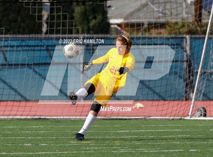 Thumbnail 2 in Redondo Union vs. Loyola photogallery.