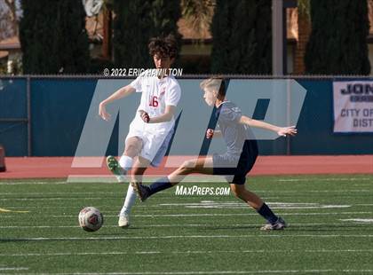 Thumbnail 3 in Redondo Union vs. Loyola photogallery.