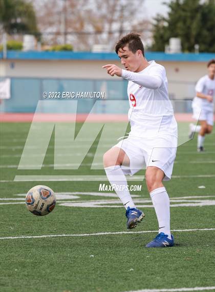 Thumbnail 2 in Redondo Union vs. Loyola photogallery.
