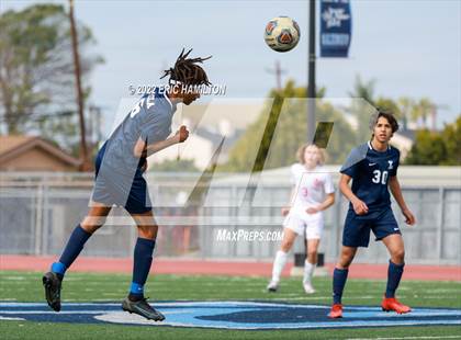 Thumbnail 2 in Redondo Union vs. Loyola photogallery.