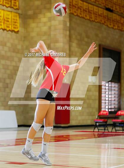 Thumbnail 2 in Steele Canyon vs. Cathedral Catholic photogallery.