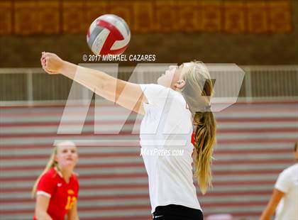 Thumbnail 2 in Steele Canyon vs. Cathedral Catholic photogallery.