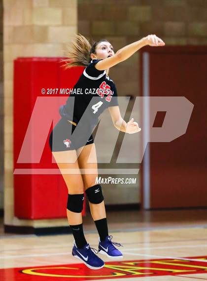 Thumbnail 3 in Steele Canyon vs. Cathedral Catholic photogallery.